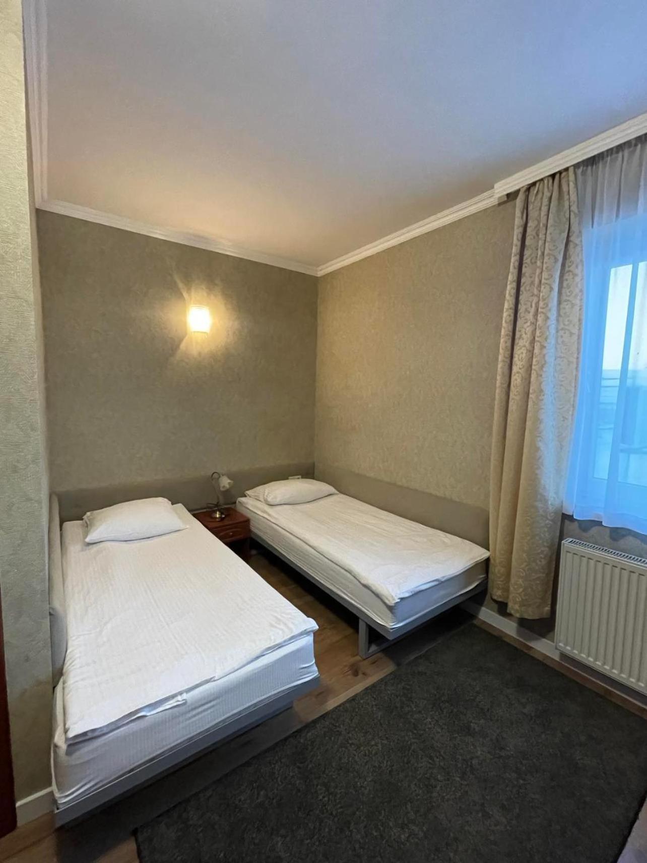 Hotel Arkadia Konskie Exterior photo